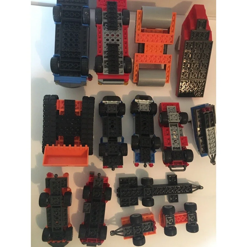 Mega Bloks Police Fire Patrol Rescue Construction Worker Set Tools Hat Figures